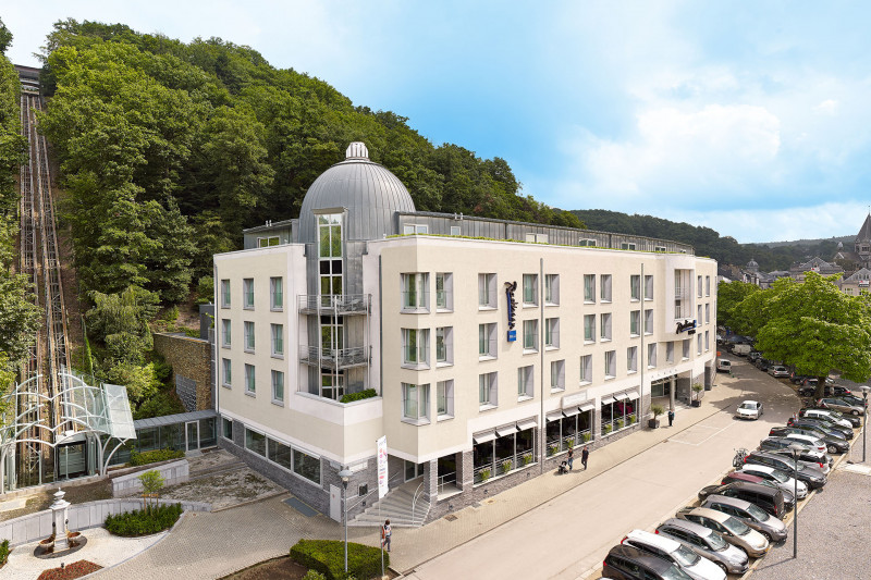 Radisson Blu Palace Hotel - Spa - Façade vue d'ensemble